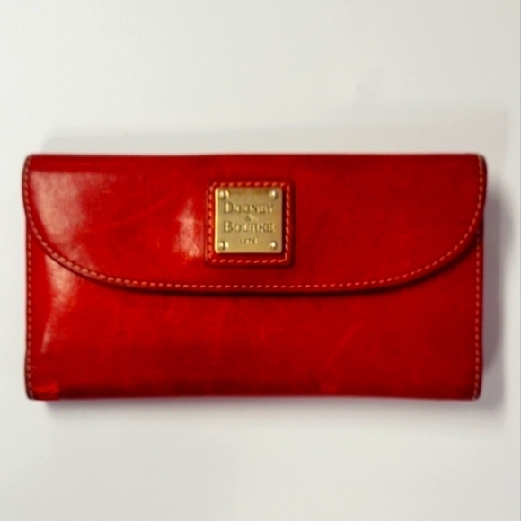 DOONEY & BOURKE - BURGUNDY TRIFOLD Continental Clutch with Paisley - Picture 2 of 9